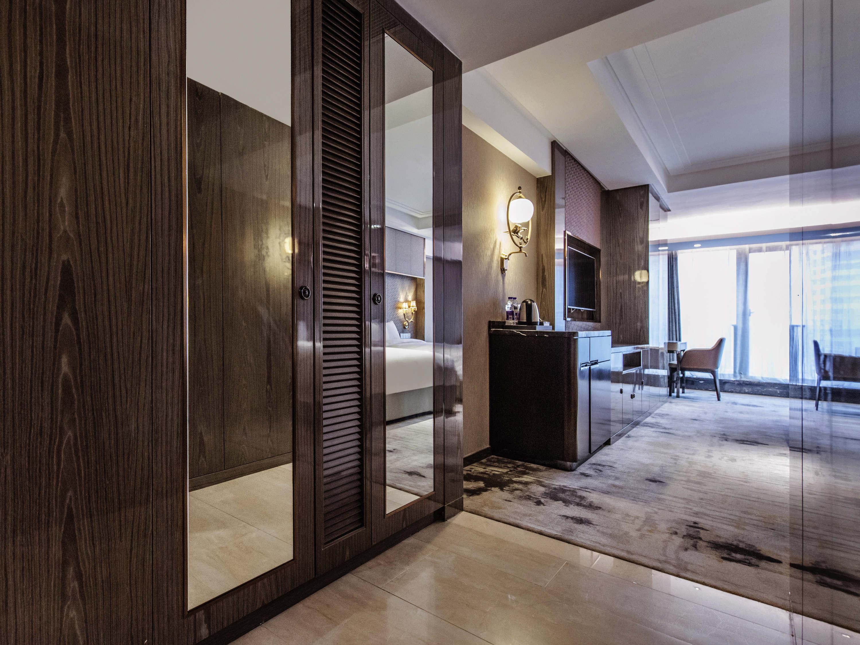 Mercure Chongqing Downtown Esterno foto